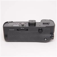 Used Panasonic DMW-BGG9E Battery Grip for G9