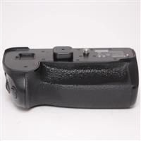 Used Panasonic DMW-BGG9E Battery Grip for G9