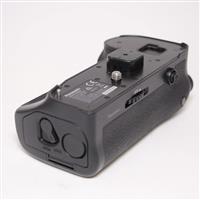 Used Panasonic DMW-BGG9E Battery Grip for G9