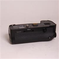 Used Panasonic DMW-BGG9E Battery Grip for G9