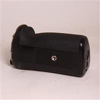Used Panasonic DMW-BGG9E Battery Grip for G9