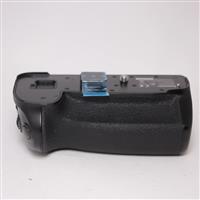 Used Panasonic DMW-BGG9E Battery Grip for G9