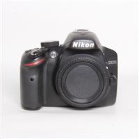 Used Nikon D3200