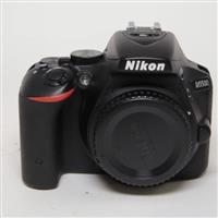 Used Nikon D5500