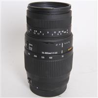 Used Sigma 70-300mm f/4.0-5.6 DG Macro - Canon Fit