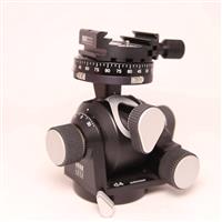 Used Arca Swiss D4 Geared with Quickset Classic Tripod Head