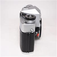 Used Leicaflex SL 35mm film Camera