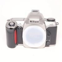 Used Nikon F65 with Nikon 28-80mm f/3.5-5.6G Lens
