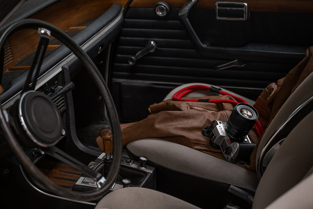 Leica_SL2_silver_50mm-lens-01