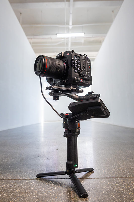 canon-eos-c400-editorial-03 canon-eos-c400-editorial-03