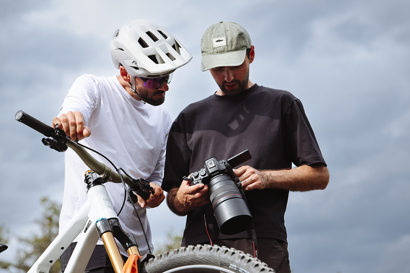 canon-r6-mark-iii-lifestyle-04 canon-r6-mark-iii-lifestyle-04