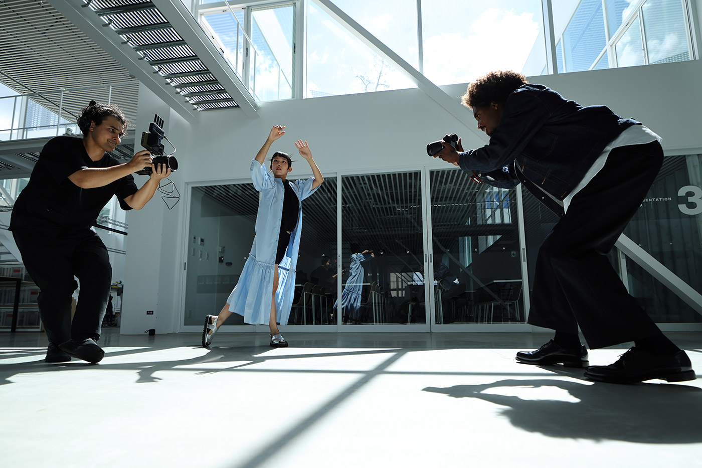 canon-rf-16-28mm-lifestyle-01