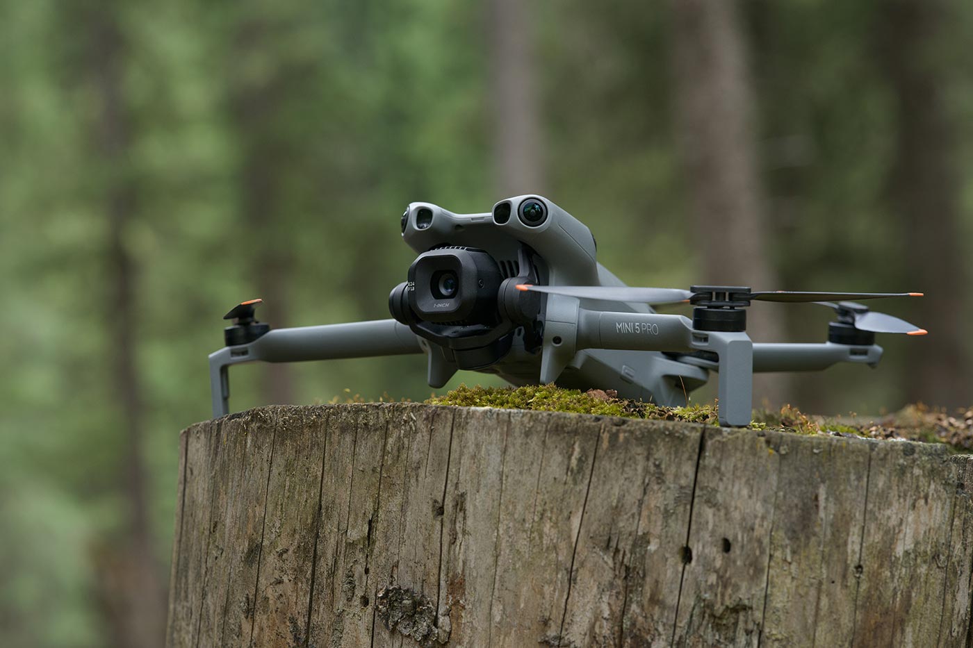 dji-mini-5-pro-lifestyle-02 dji-mini-5-pro-lifestyle-02