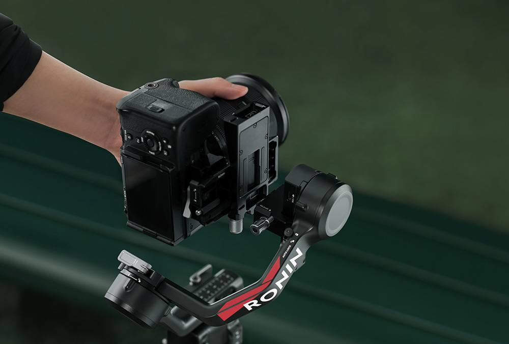 dji-rs-4-gimbal-04 dji-rs-4-gimbal-04