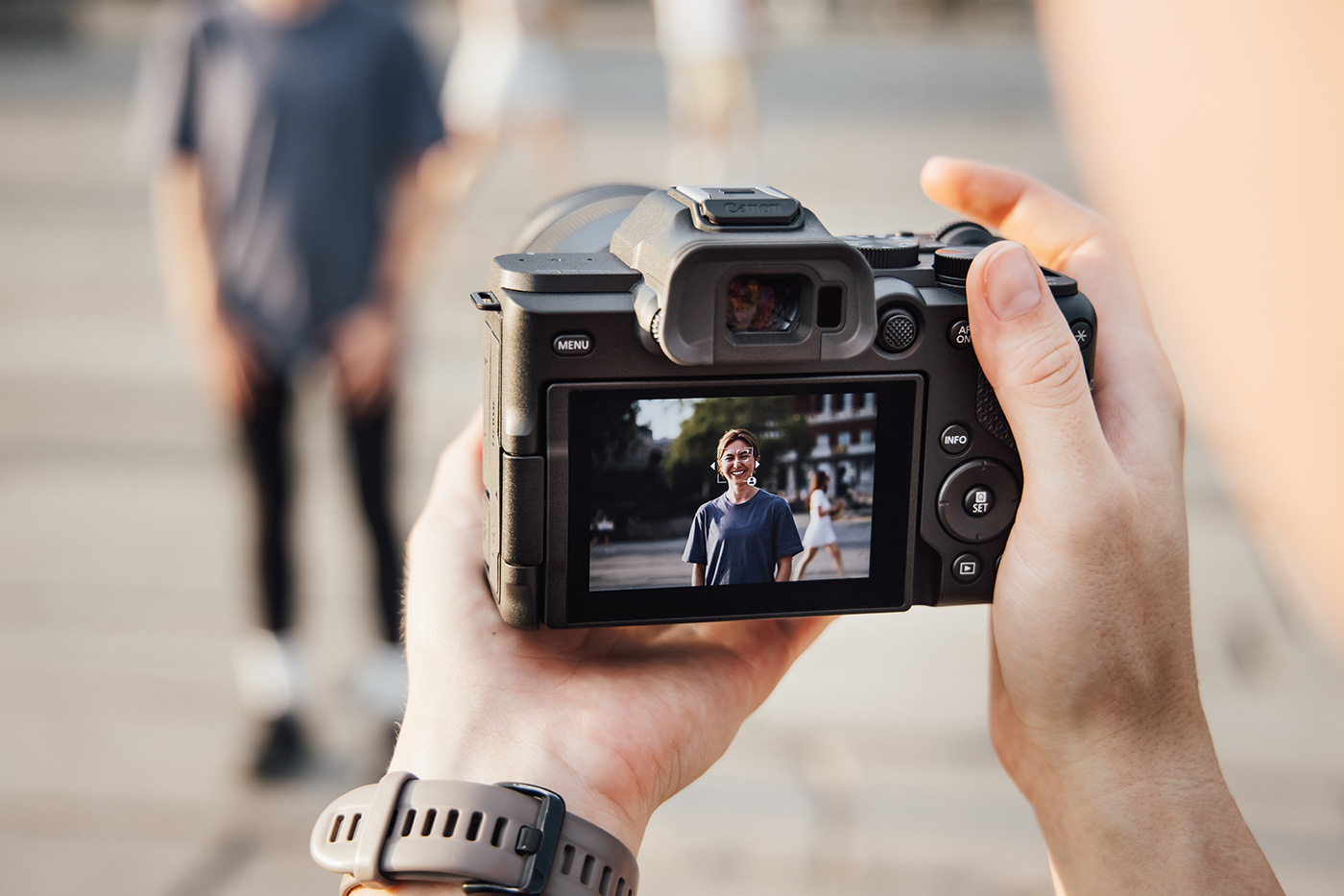 eos-r8-ii-lifestyle-05 eos-r8-ii-lifestyle-05