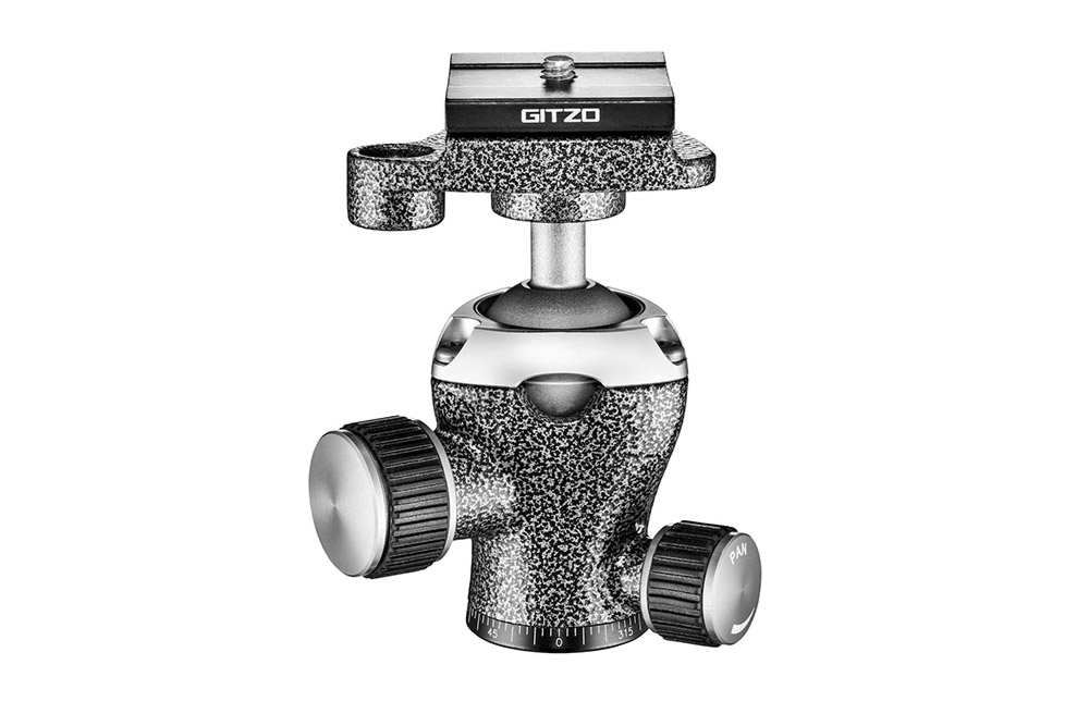 gitzo-traveller-GK1545T-82TQD-03 gitzo-traveller-GK1545T-82TQD-03