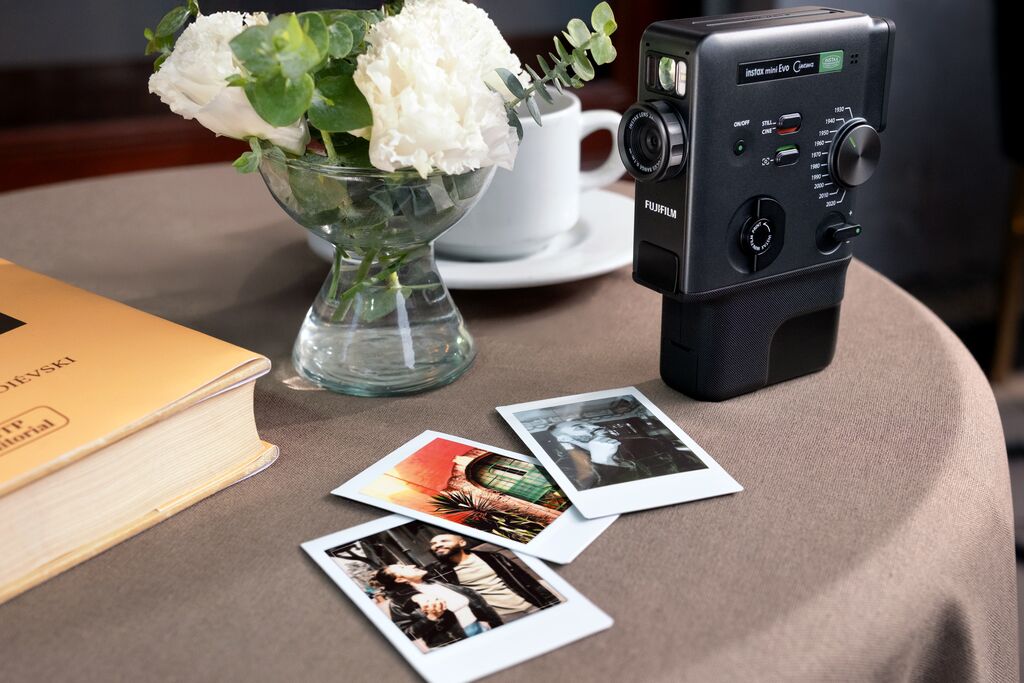 instax-mini-evo-cinema-three-in-one-4