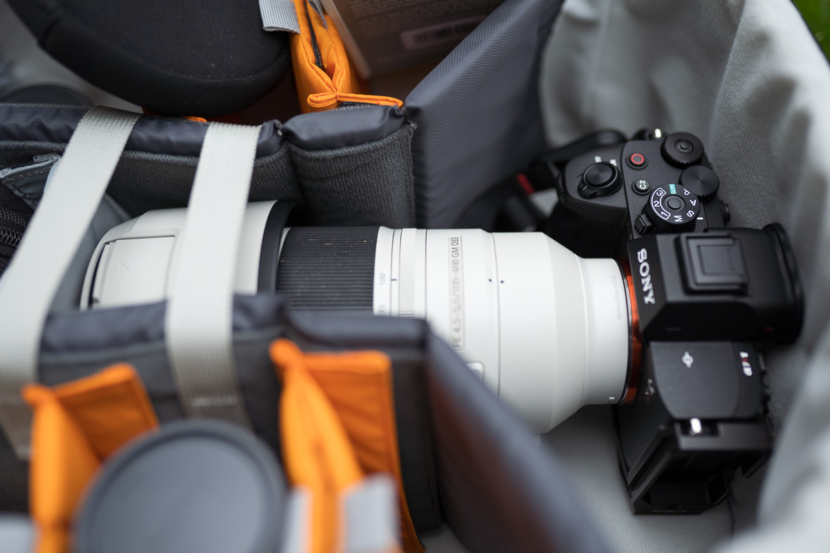 lowepro-pro-trekker-loaded-03 lowepro-pro-trekker-loaded-03