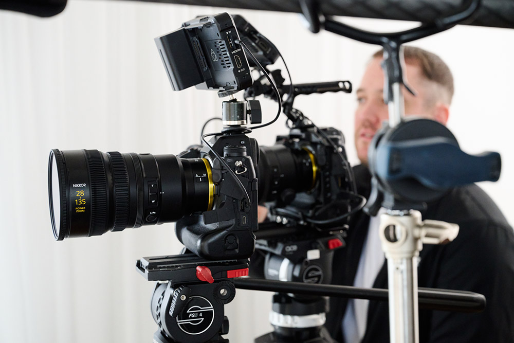 nikon-z-28-135mm-f4-pz-03 nikon-z-28-135mm-f4-pz-03