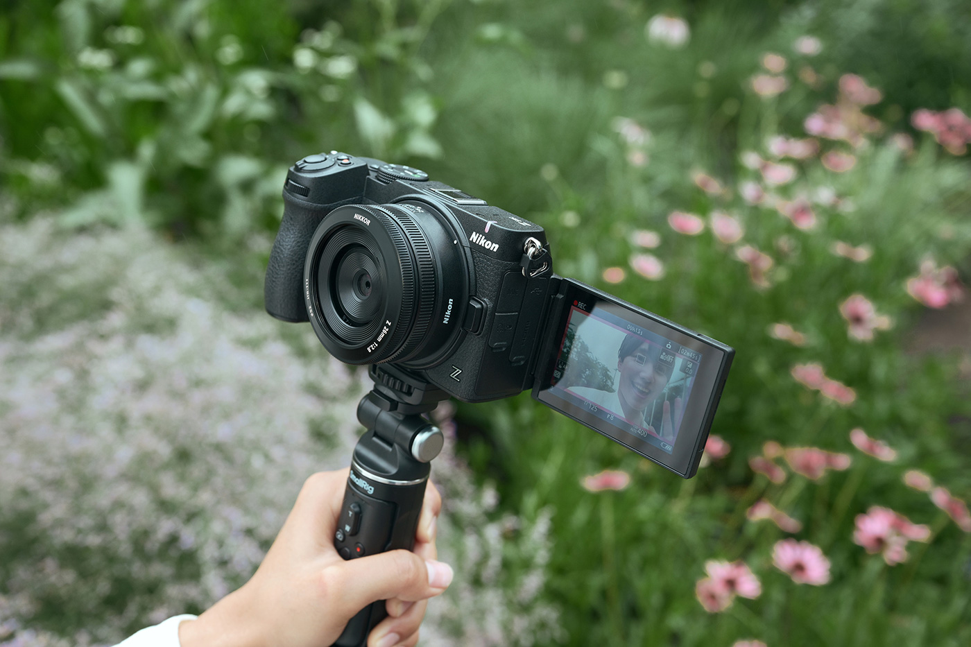 nikon-z5ii-c-lifestyle-03 nikon-z5ii-c-lifestyle-03
