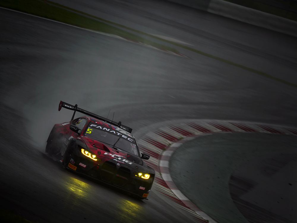 panasonic-g9-ii-with100-400mm-lens-2 panasonic-g9-ii-with100-400mm-lens-2