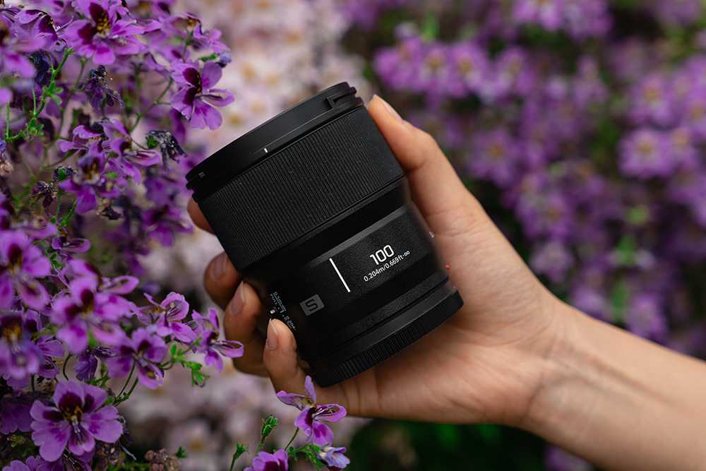 panasonic-lumix-s-100mm-f28-macro-lens-02 panasonic-lumix-s-100mm-f28-macro-lens-02