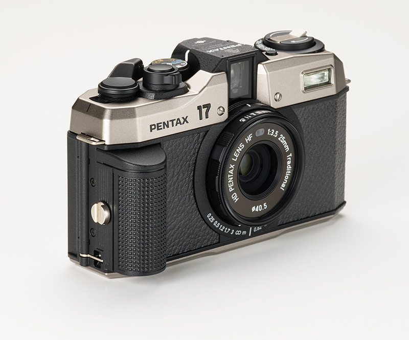 pentax-17-film-camera-03