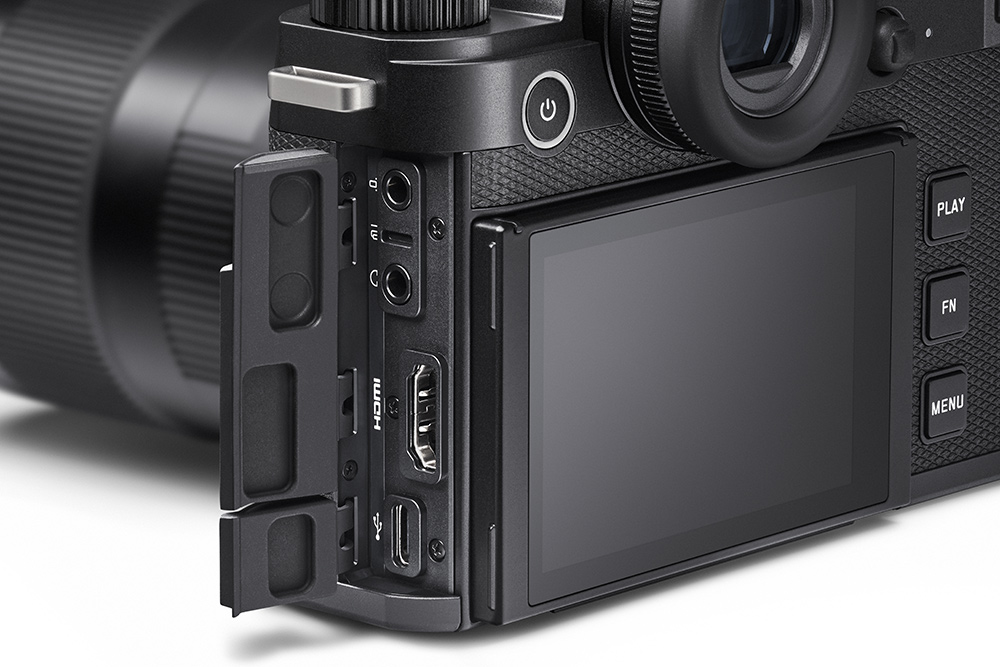 ports-and-jacks-leica-sl3-camera ports-and-jacks-leica-sl3-camera