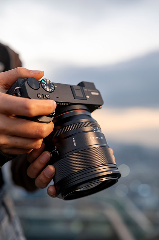 viltrox-27mm-f12-sony-lifestyle-04 viltrox-27mm-f12-sony-lifestyle-04